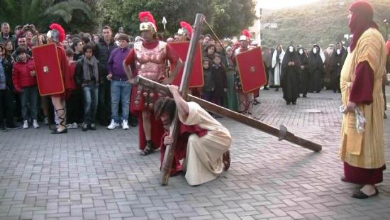 crucis3.jpg